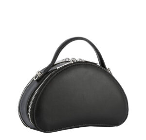 b1e90d6f59453f7d7ab61b66d161ec9764ff4fb4f7490e68fb92462fbf55dbab.jpg Double zip saddle crossbody bag